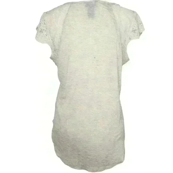 Rue21 women's cream colored blouse size medium - Picture 2 of 7